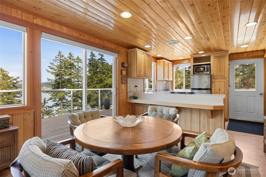 437 Sunrise Road Lopez Island WA 98261