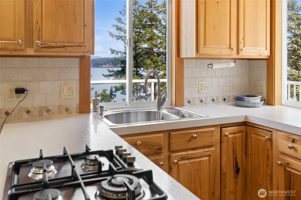 437 Sunrise Road Lopez Island WA 98261