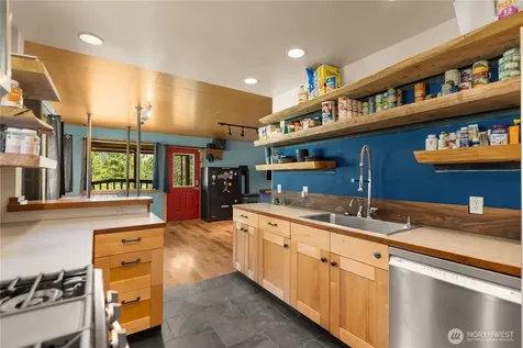 43 Davelaar Drive Mazama WA 98833