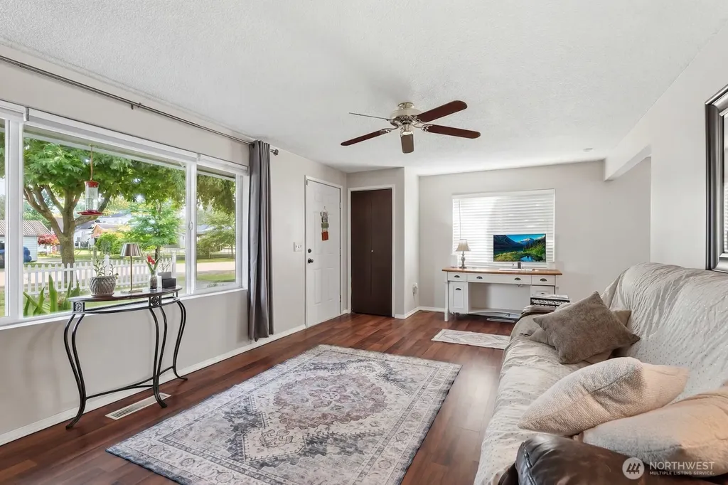 33620 SE 43rd Street Fall City WA 98024