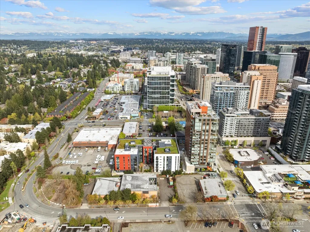 1085 103rd Avenue NE Bellevue WA 98004