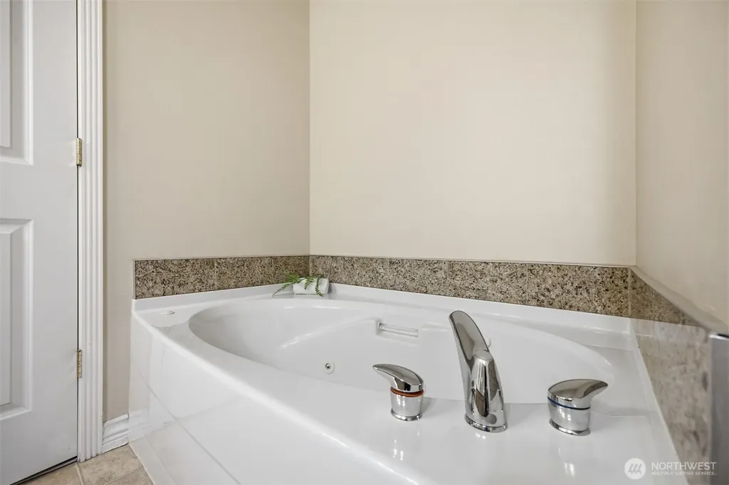4575 El Dorado Way Bellingham WA 98226