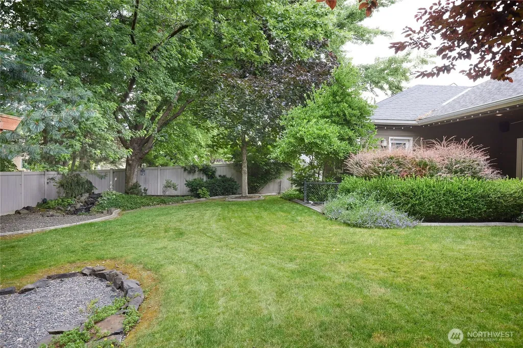 1676 Greenbriar Drive Walla Walla WA 99362