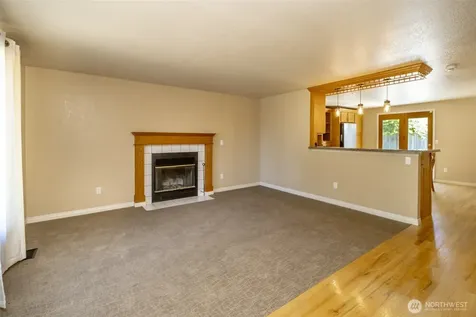 10025 14th Ave E. Tacoma WA 98445