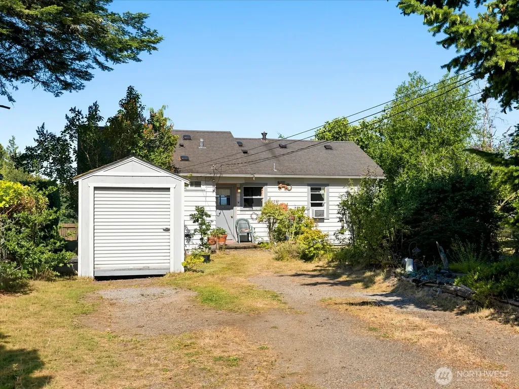 2715 50th Avenue SW Seattle WA 98116