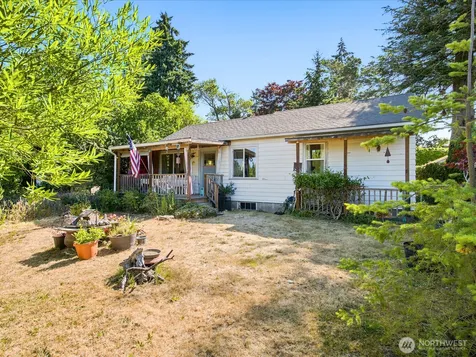 2715 50th Avenue SW Seattle WA 98116