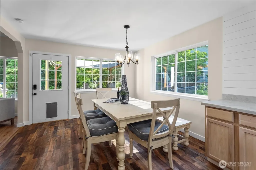 8925 Pebble Place SE Port Orchard WA 98367