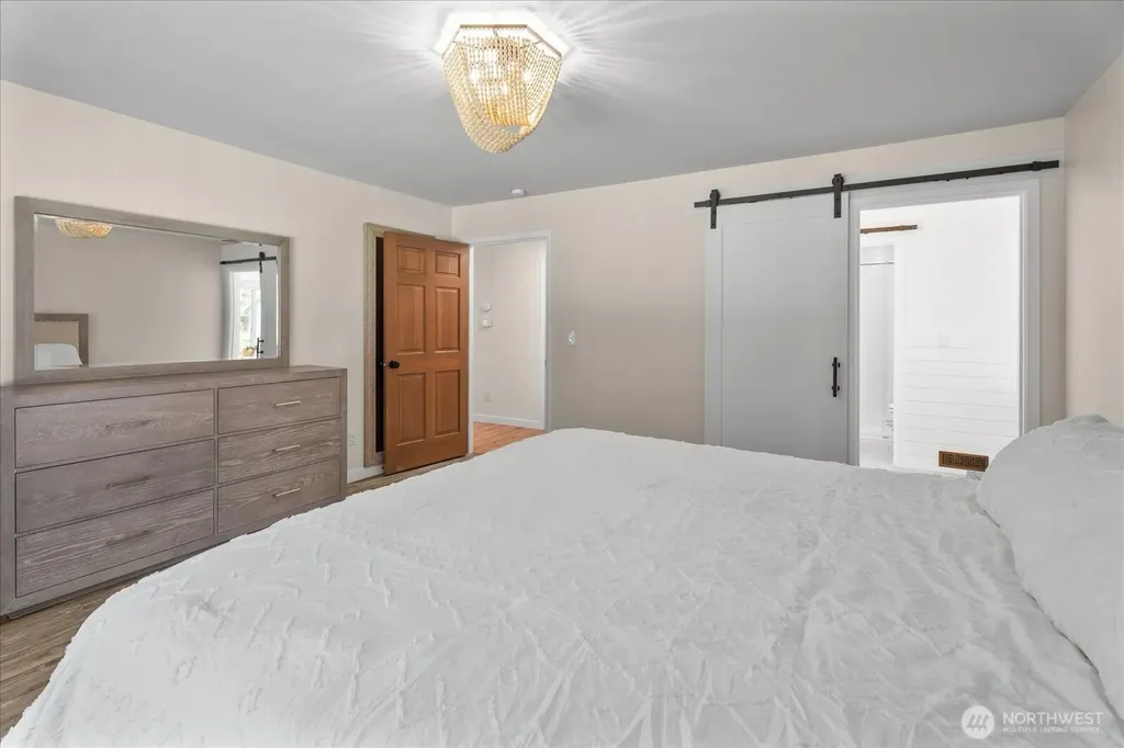 8925 Pebble Place SE Port Orchard WA 98367