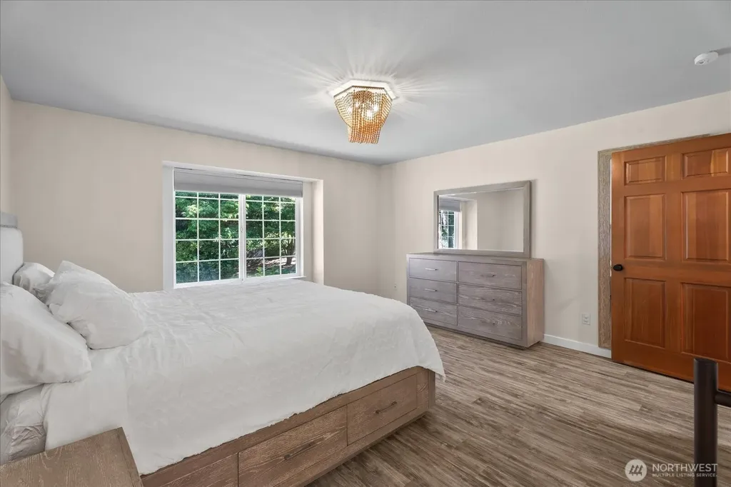 8925 Pebble Place SE Port Orchard WA 98367