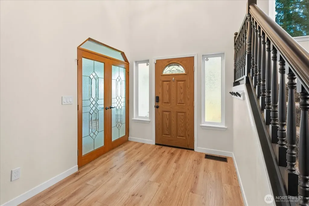 8925 Pebble Place SE Port Orchard WA 98367