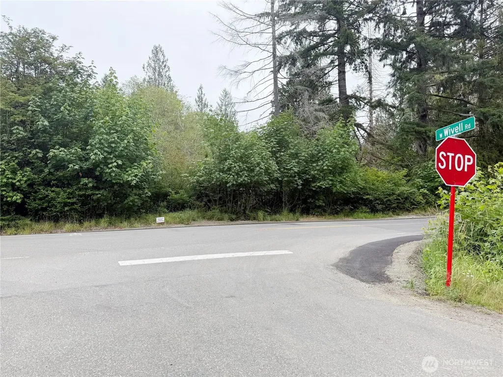 5 W Xxx Cloquallum Road Shelton WA 98584