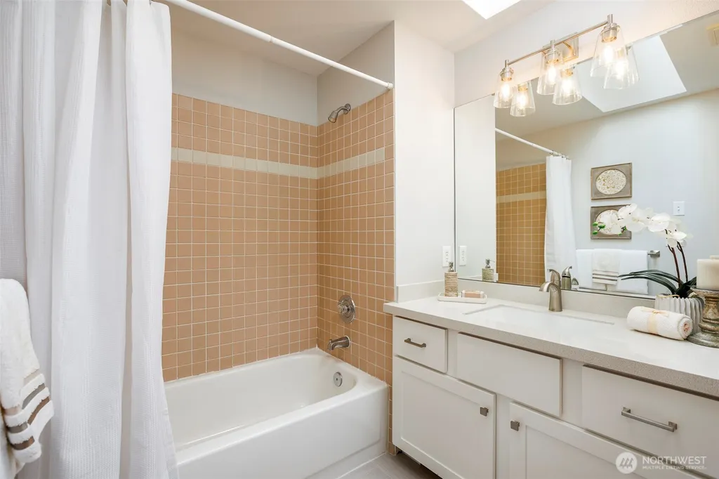 13915 66th Avenue SE Snohomish WA 98296