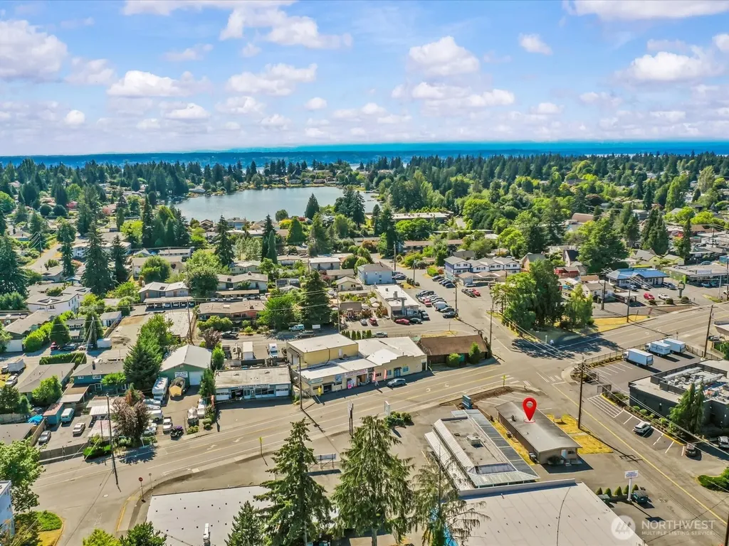 635 SW 154th Street Burien WA 98166