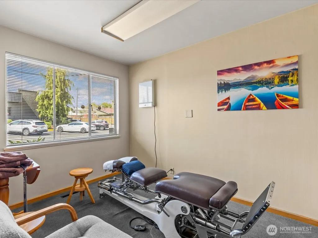 635 SW 154th Street Burien WA 98166