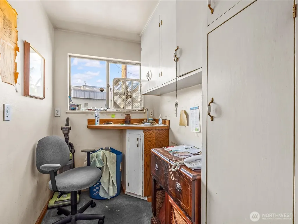 635 SW 154th Street Burien WA 98166