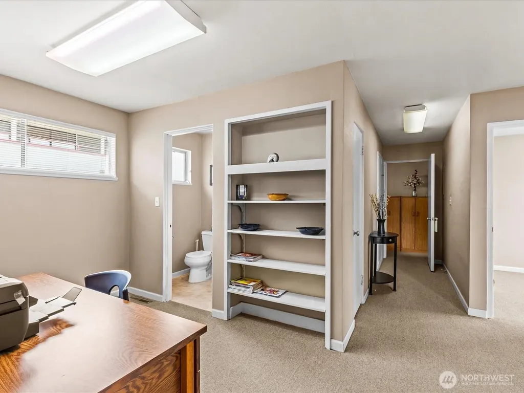 635 SW 154th Street Burien WA 98166