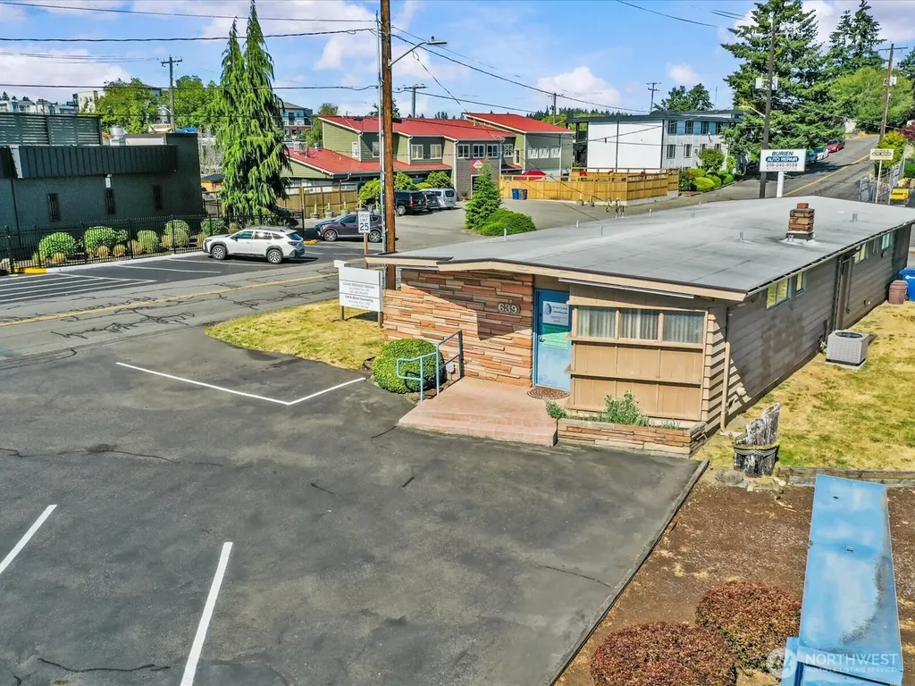 635 SW 154th Street Burien WA 98166