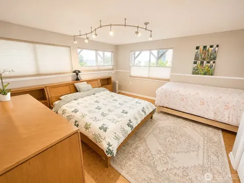 29816 2nd Avenue SW Federal Way WA 98023