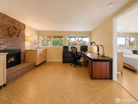 29816 2nd Avenue SW Federal Way WA 98023
