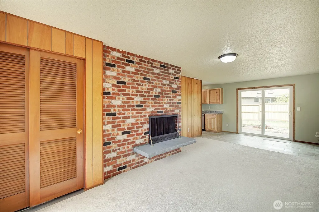 2524 SW 325th Place Federal Way WA 98023