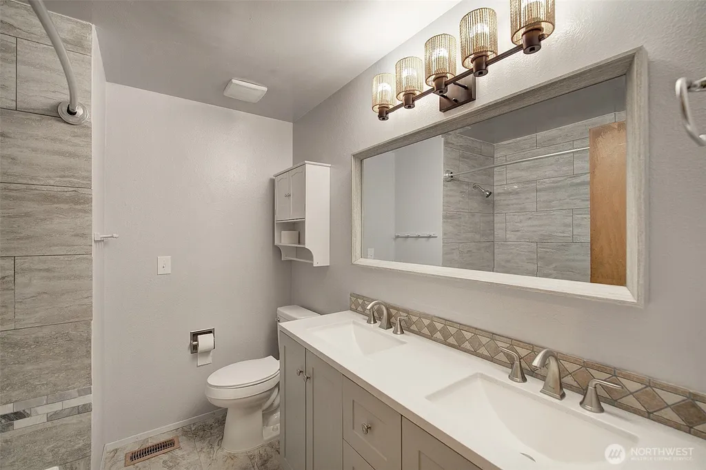 2524 SW 325th Place Federal Way WA 98023