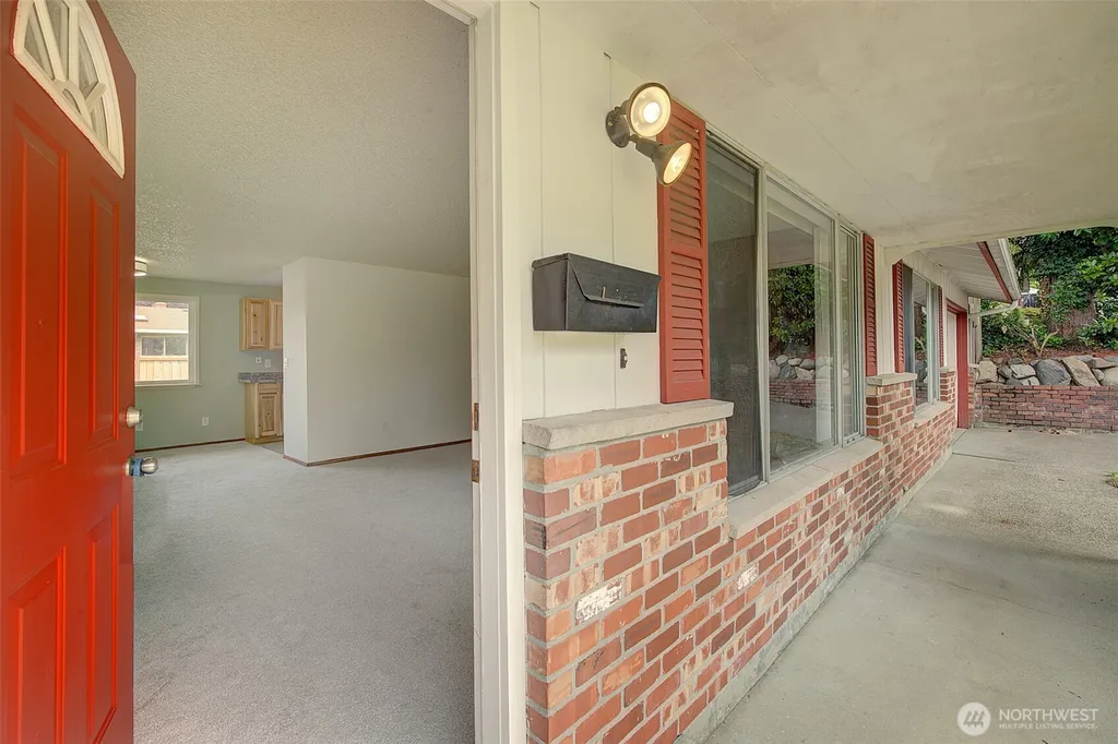 2524 SW 325th Place Federal Way WA 98023