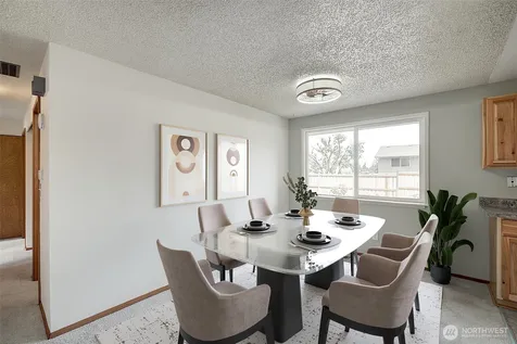 2524 SW 325th Place Federal Way WA 98023
