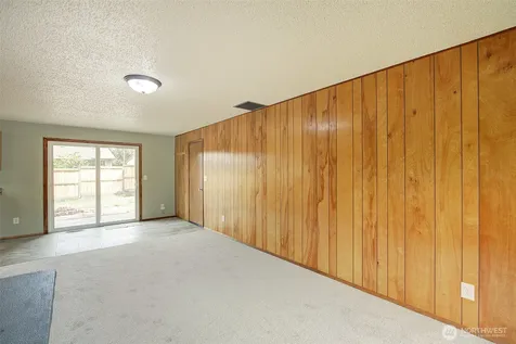 2524 SW 325th Place Federal Way WA 98023