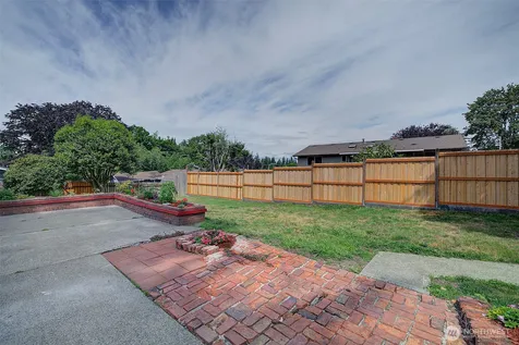 2524 SW 325th Place Federal Way WA 98023