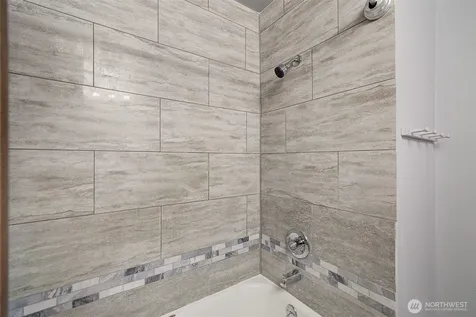2524 SW 325th Place Federal Way WA 98023