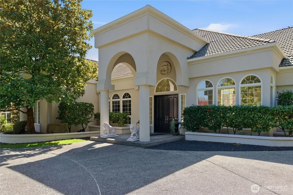 19267 NE 149th Street Woodinville WA 98077
