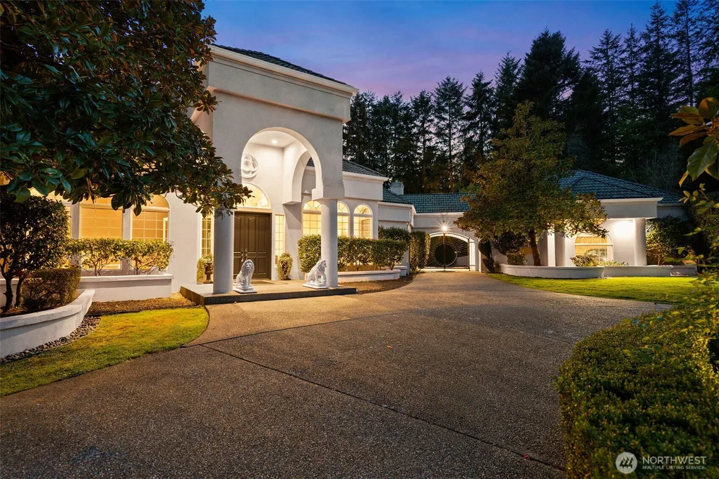 19267 NE 149th Street Woodinville WA 98077