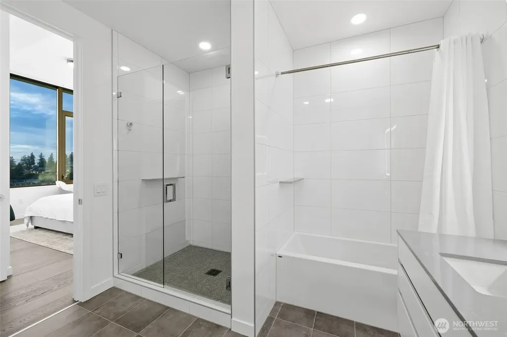 10232 NE 10th Bellevue WA 98004