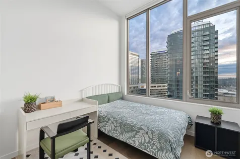 10232 NE 10th Bellevue WA 98004
