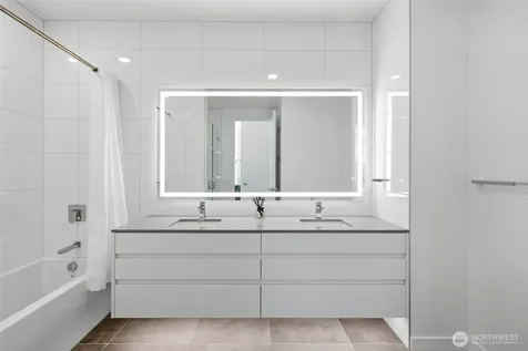 10232 NE 10th Bellevue WA 98004