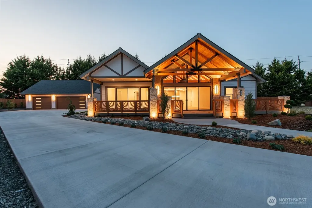1051 N Lindsay Lane Sequim WA 98382