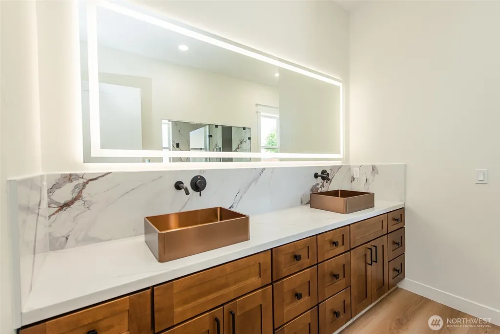 1051 N Lindsay Lane Sequim WA 98382