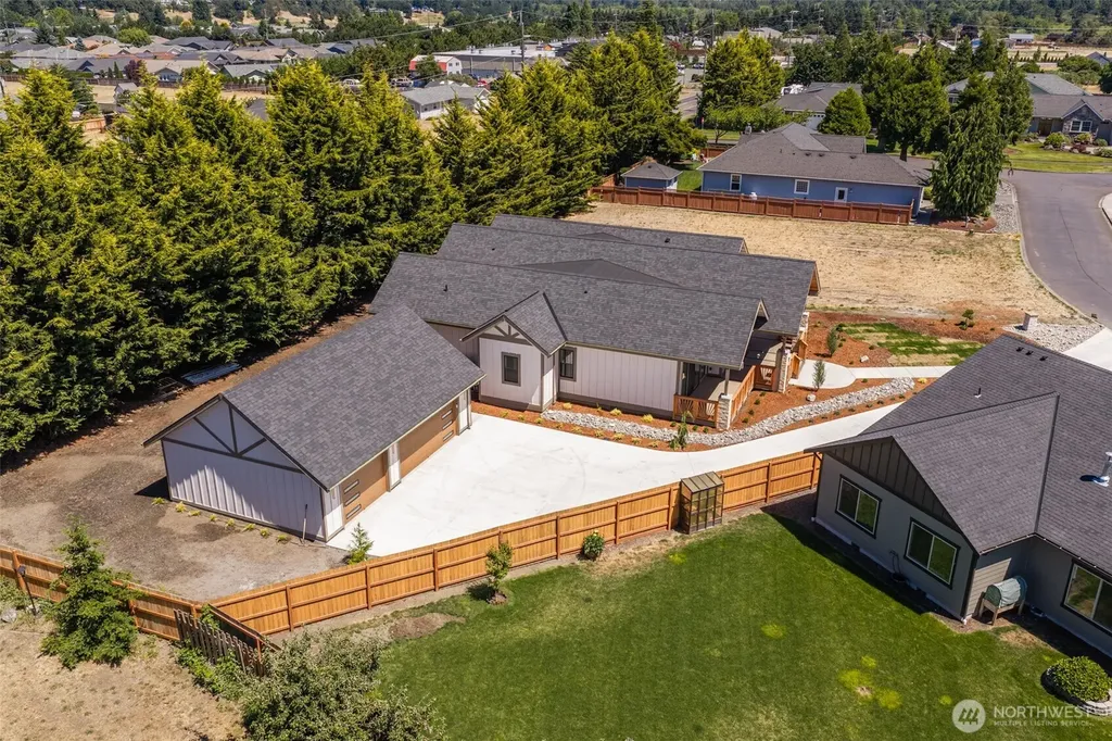 1051 N Lindsay Lane Sequim WA 98382
