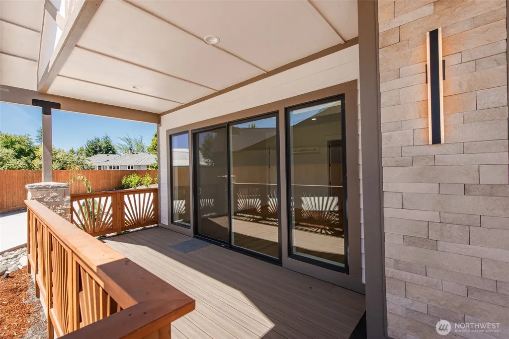 1051 N Lindsay Lane Sequim WA 98382
