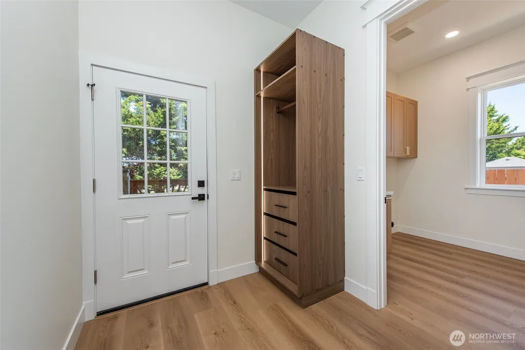 1051 N Lindsay Lane Sequim WA 98382