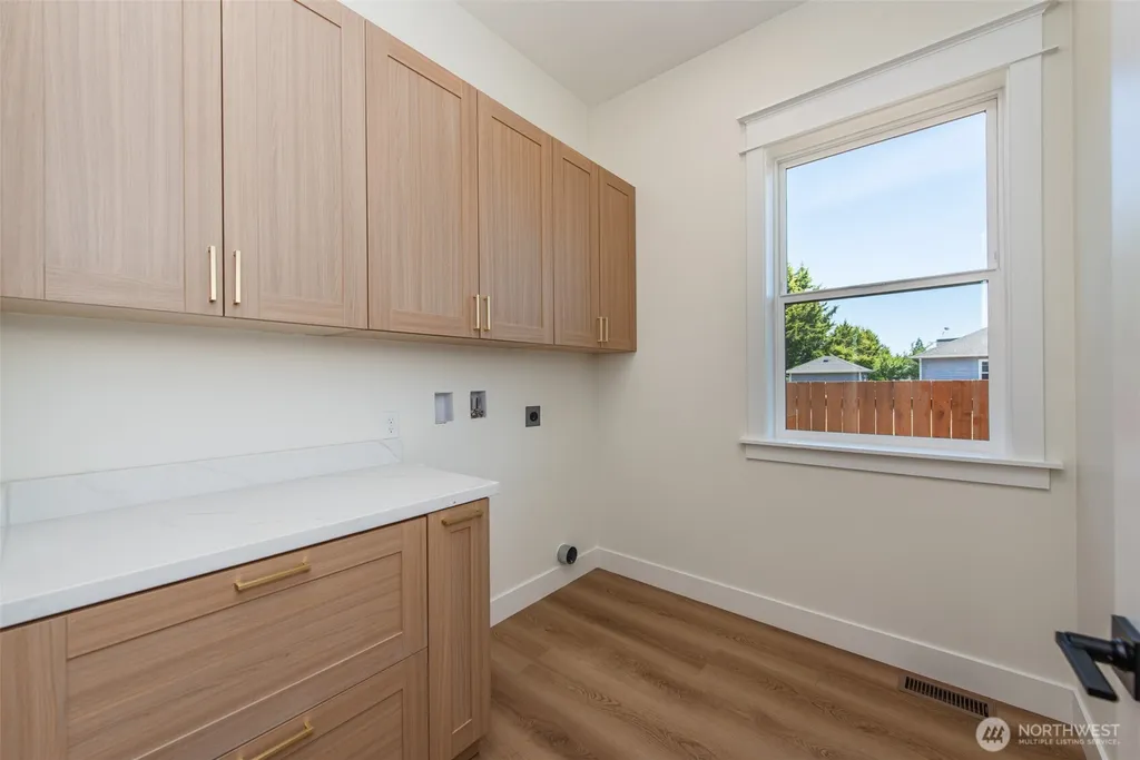 1051 N Lindsay Lane Sequim WA 98382