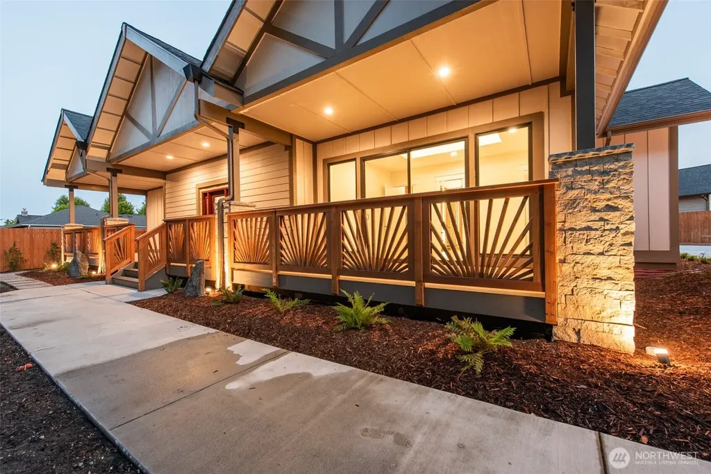1051 N Lindsay Lane Sequim WA 98382