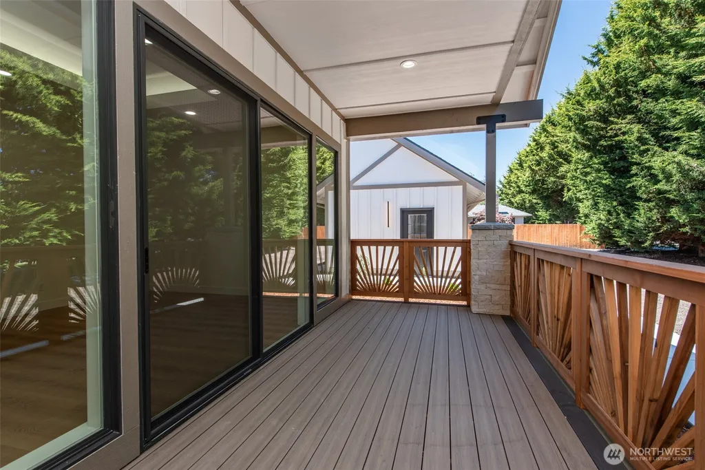 1051 N Lindsay Lane Sequim WA 98382