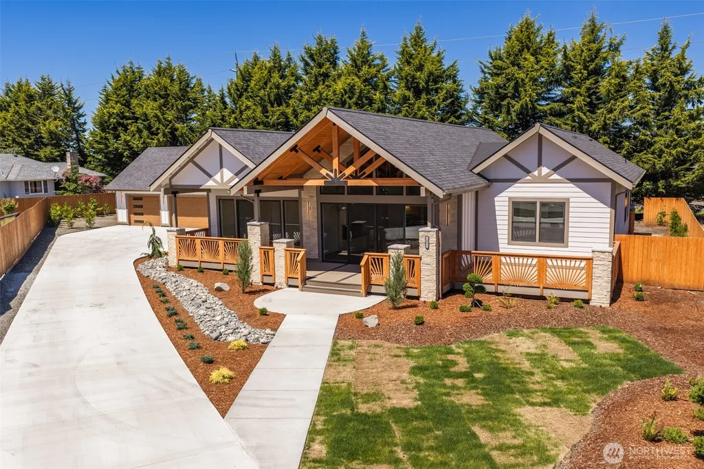 1051 N Lindsay Lane Sequim WA 98382