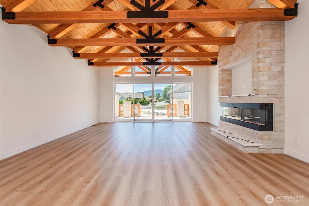1051 N Lindsay Lane Sequim WA 98382