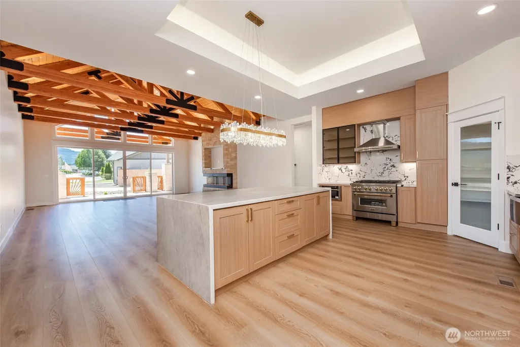 1051 N Lindsay Lane Sequim WA 98382