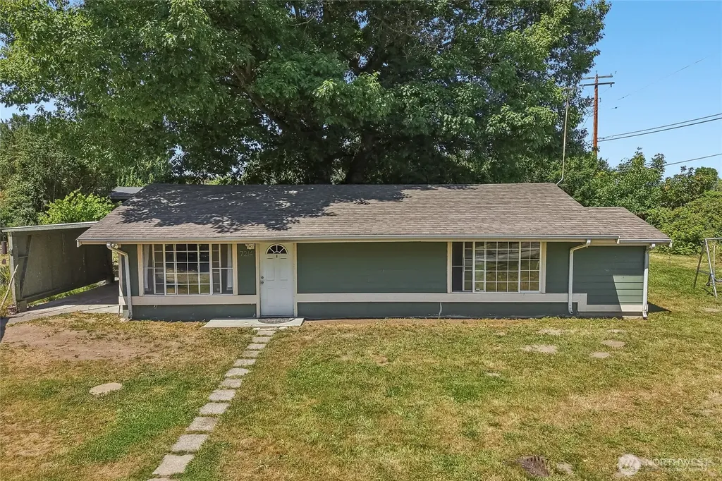 7214 River Road E Puyallup WA 98371