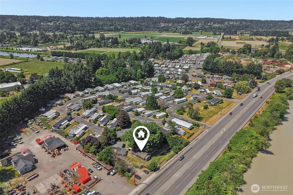 7214 River Road E Puyallup WA 98371