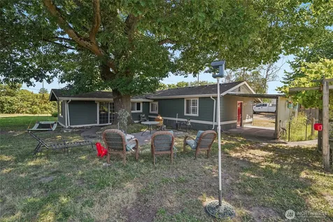 7214 River Road E Puyallup WA 98371