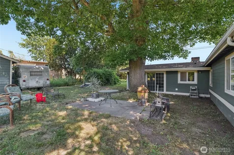 7214 River Road E Puyallup WA 98371